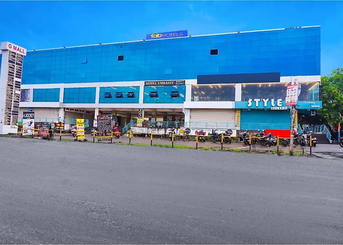 Fabhotel Embassy Near Amanora Mall