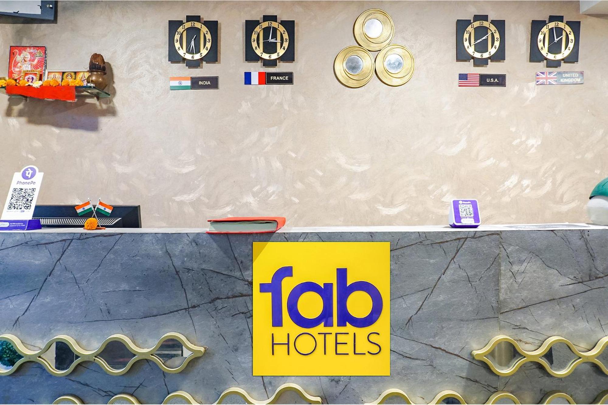 Fabhotel Embassy Near Amanora Mall Hotel 4*